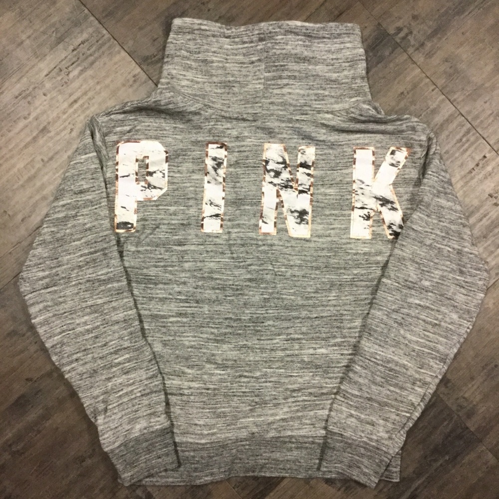 Adorable Victoria’s Secret PINK Pullover Size XS